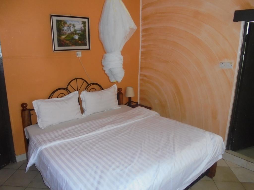 Angaza Guest House ไนโรบี ภายนอก รูปภาพ